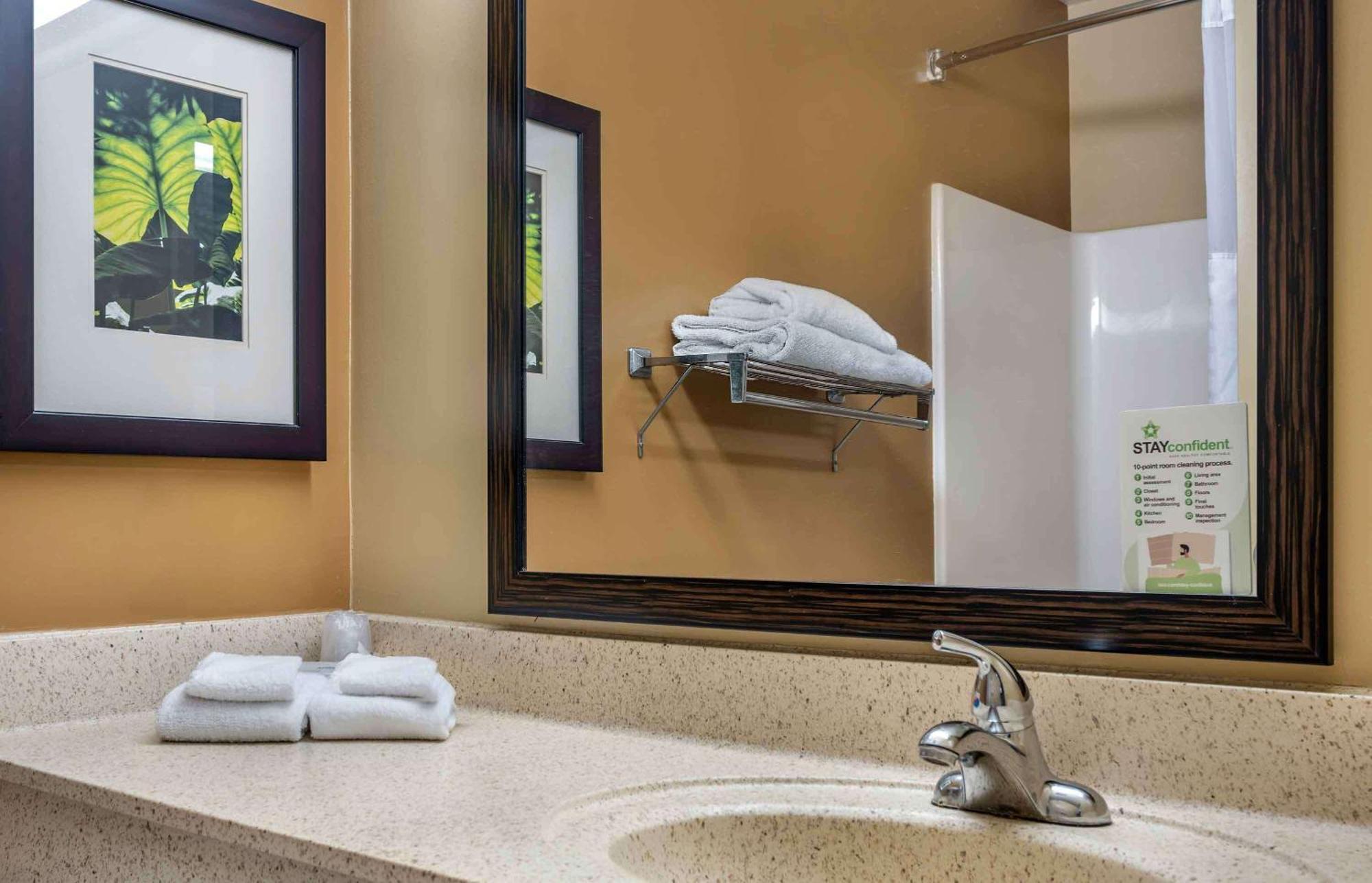 Extended Stay America Suites - San Rafael - Francisco Blvd East Екстер'єр фото