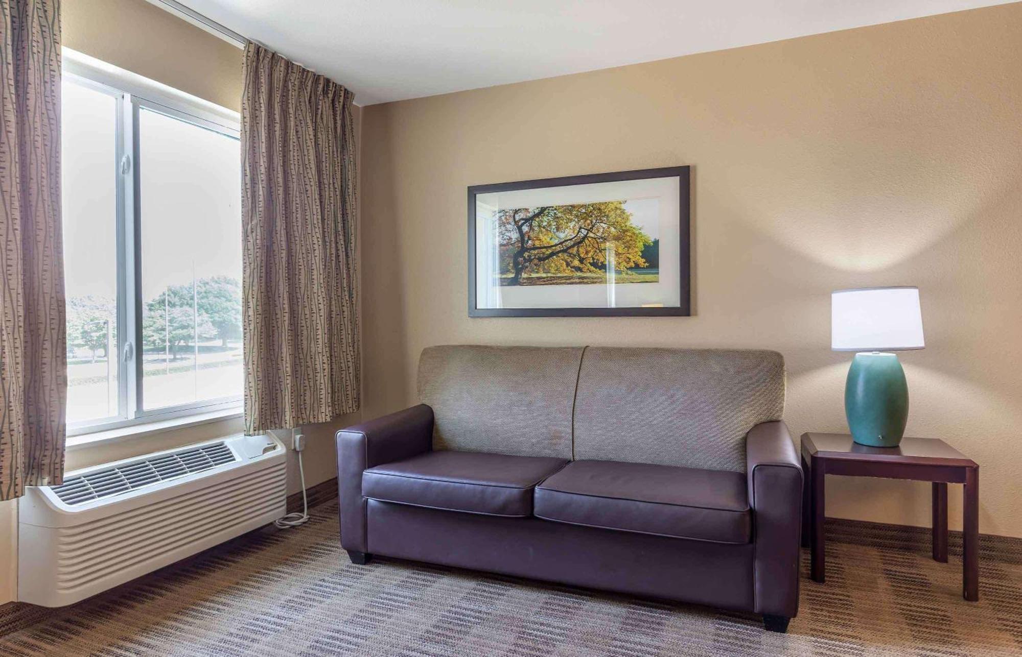 Extended Stay America Suites - San Rafael - Francisco Blvd East Екстер'єр фото
