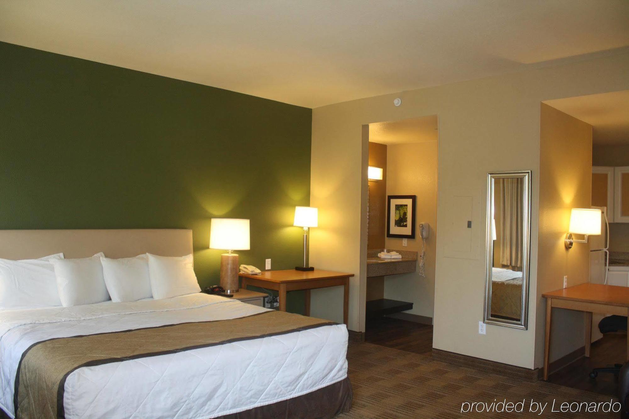 Extended Stay America Suites - San Rafael - Francisco Blvd East Екстер'єр фото